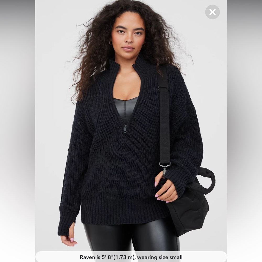 American Eagle Outfitters Black V-Neck Sweater Classic Style